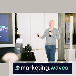Speaker la Marketing Waves